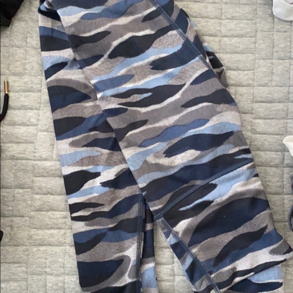 Camo lululemon leggings